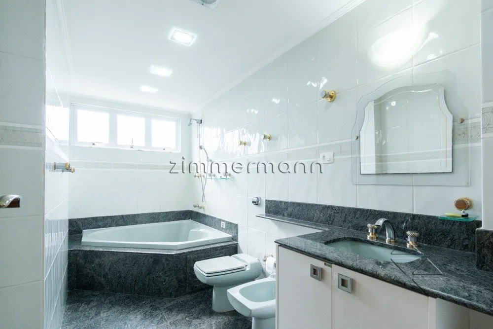 Apartamento, 3 quartos, 177 m² - Foto 1