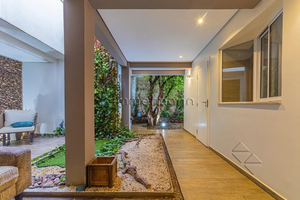 Casa, 4 quartos, 180 m² - Foto 1