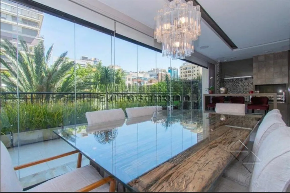 Apartamento, 4 quartos, 246 m² - Foto 1