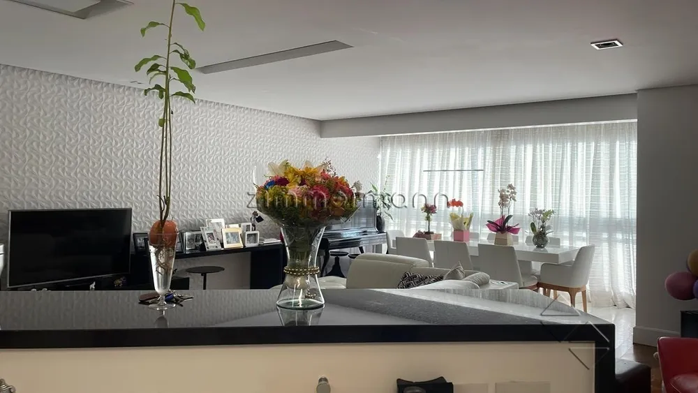 Apartamento, 3 quartos, 120 m² - Foto 2