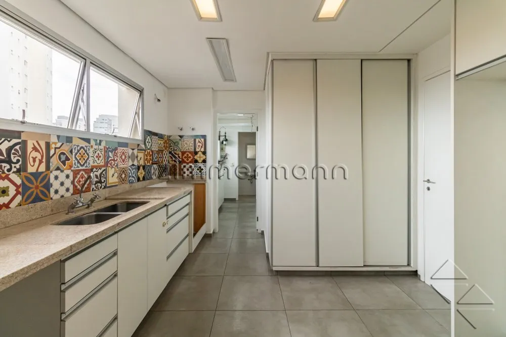 Cobertura, 3 quartos, 245 m² - Foto 4