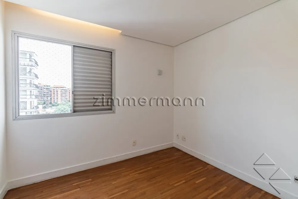 Cobertura, 3 quartos, 245 m² - Foto 4