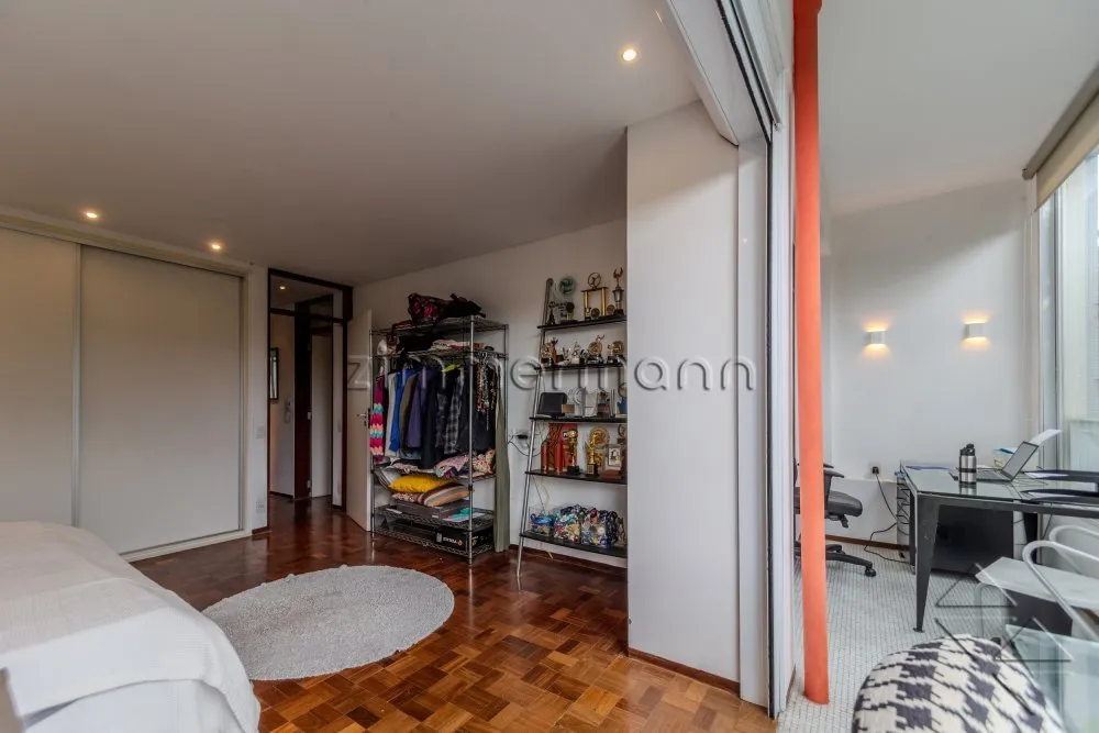 Apartamento, 3 quartos, 241 m² - Foto 11