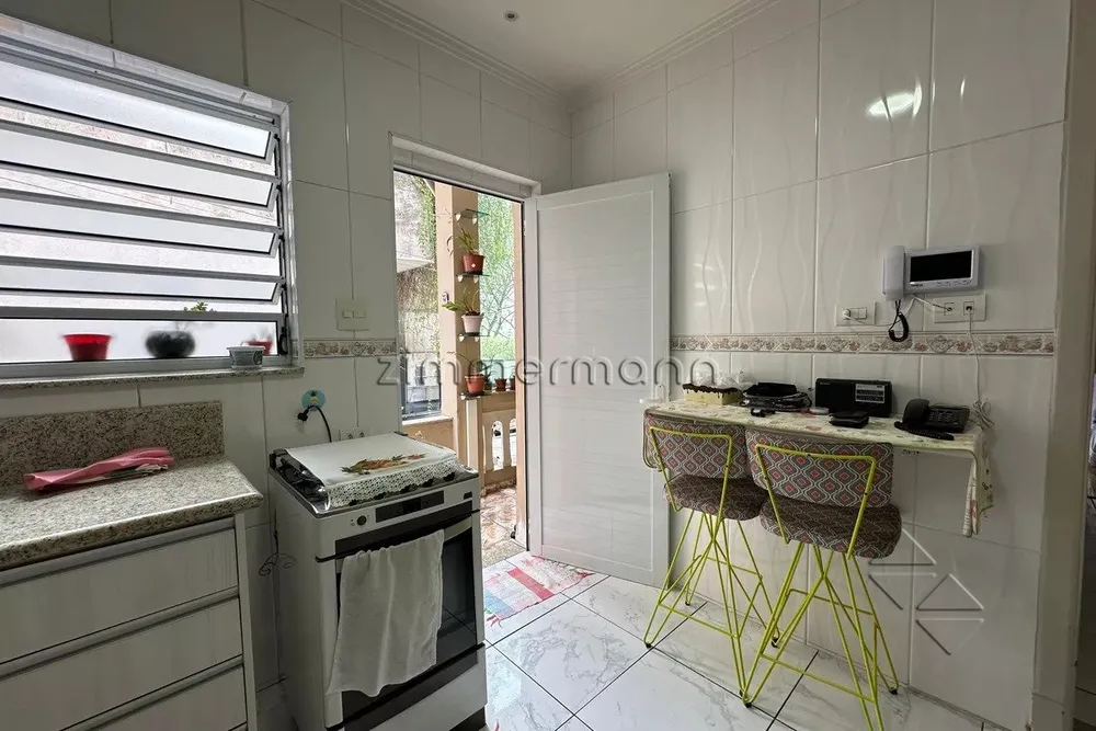 Casa, 3 quartos, 218 m² - Foto 1