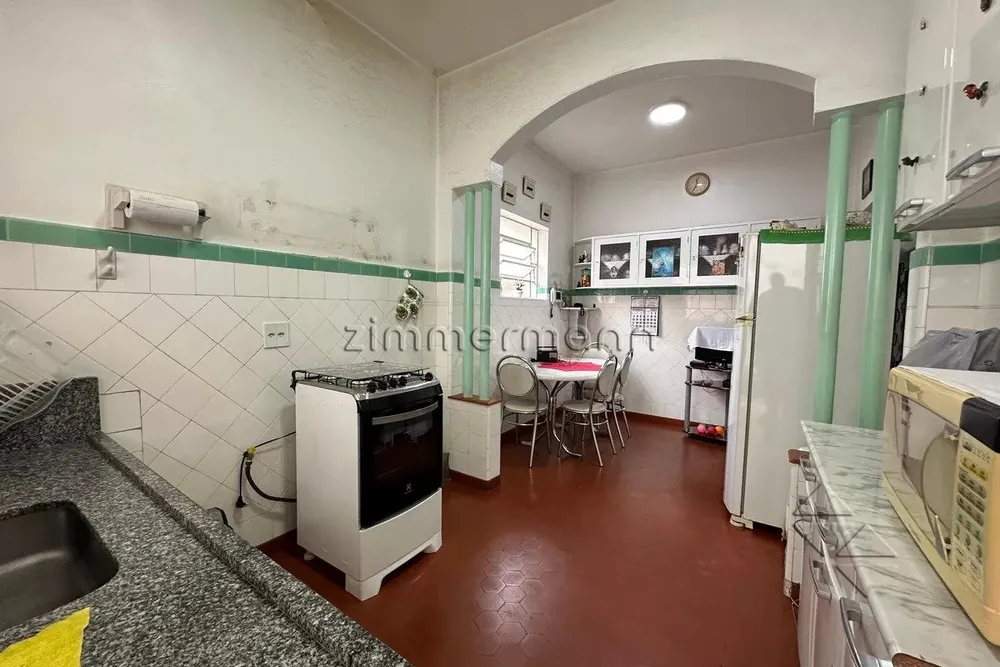 Casa, 3 quartos, 218 m² - Foto 2