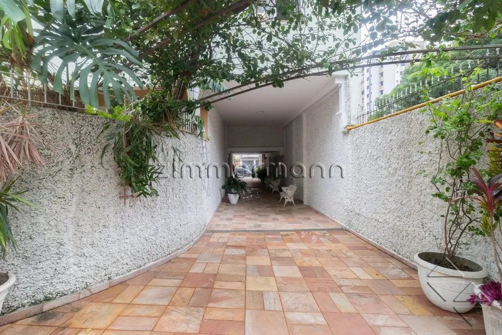 Loteamento e Condomínio, 80 m² - Foto 1