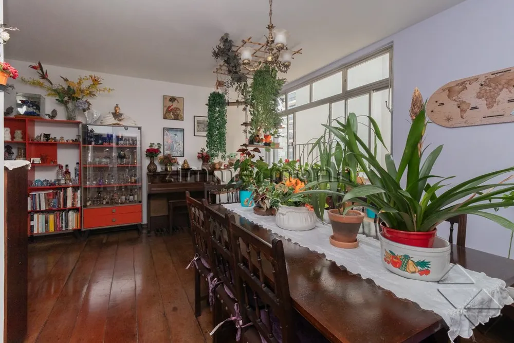 Apartamento, 4 quartos, 140 m² - Foto 1