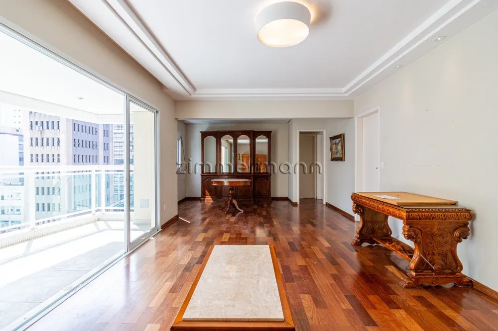 Apartamento, 3 quartos, 138 m² - Foto 2