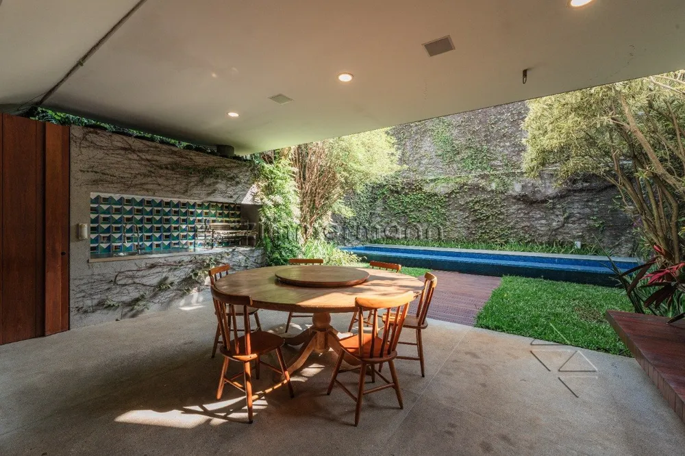 Casa, 3 quartos, 673 m² - Foto 1
