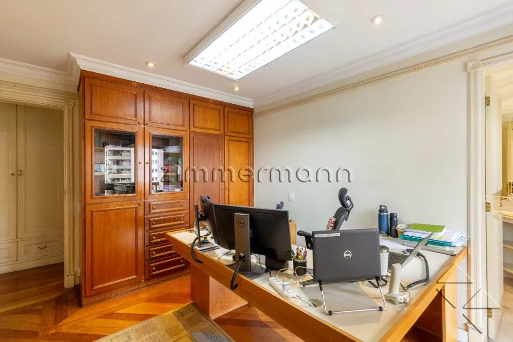 Apartamento, 4 quartos, 236 m² - Foto 1