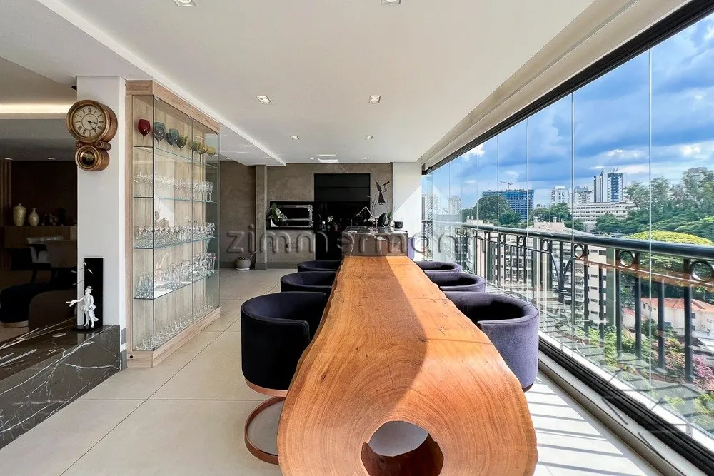 Apartamento, 4 quartos, 249 m² - Foto 1