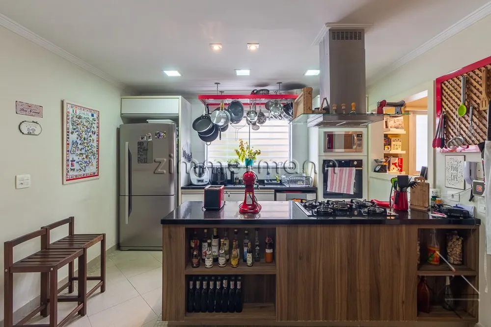 Casa, 3 quartos, 200 m² - Foto 1