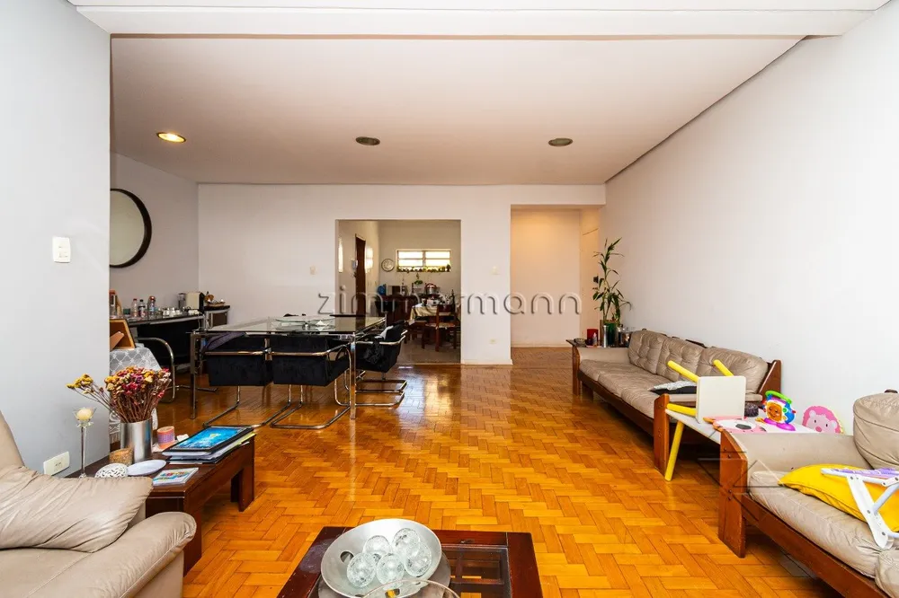 Apartamento, 3 quartos, 218 m² - Foto 2