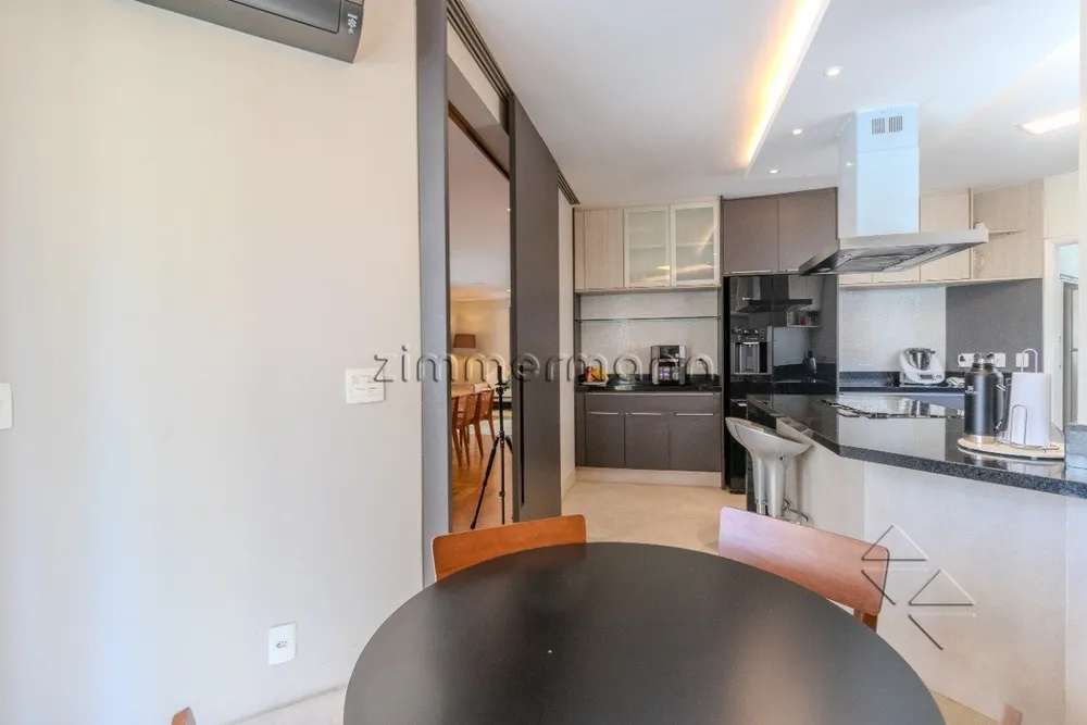 Apartamento, 4 quartos, 259 m² - Foto 12