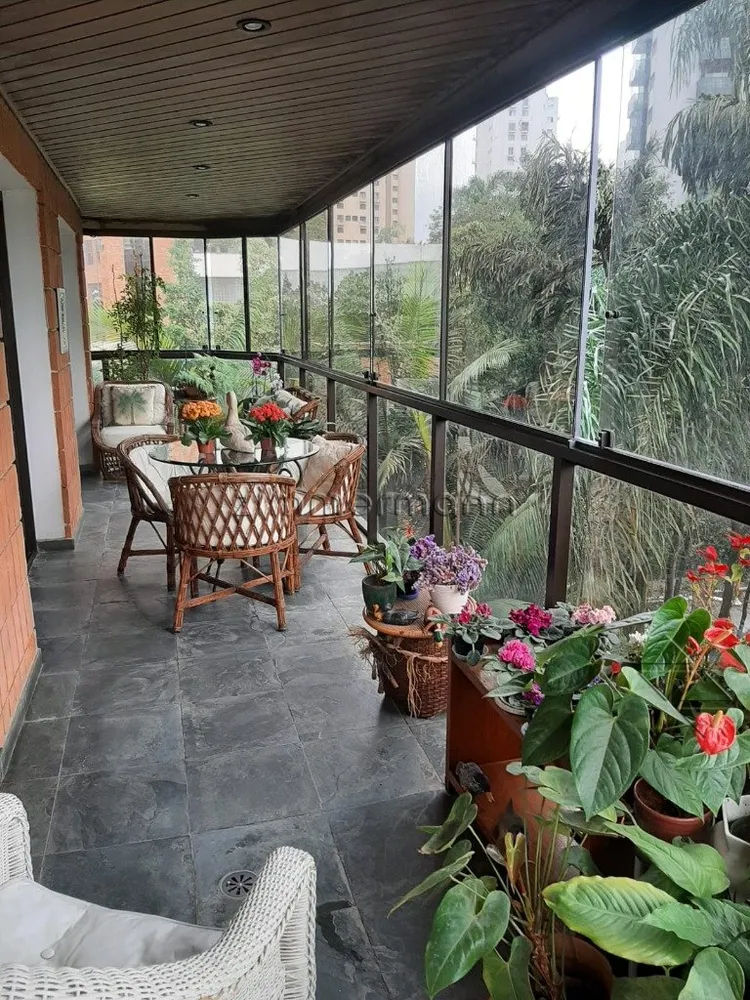 Apartamento, 3 quartos, 200 m² - Foto 2