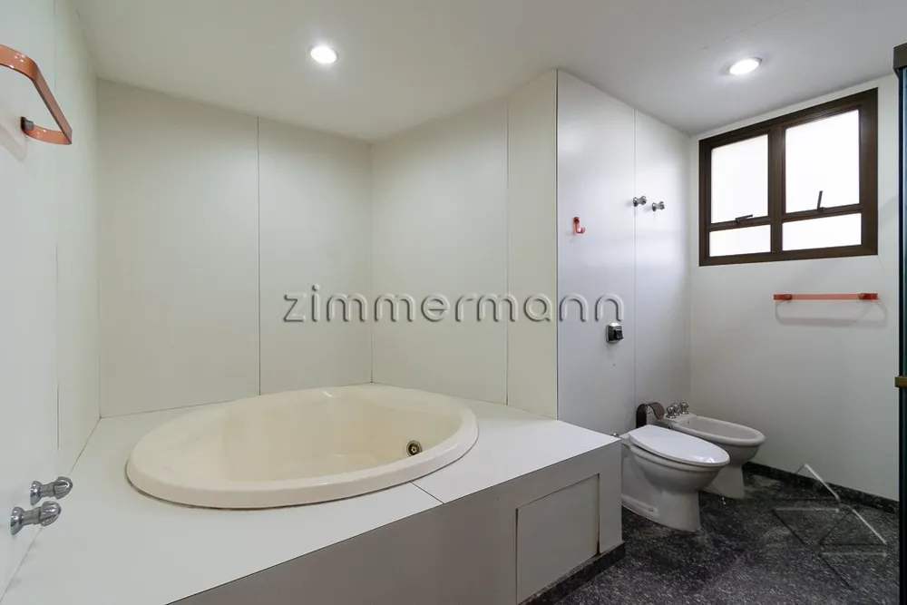 Apartamento, 4 quartos, 250 m² - Foto 1