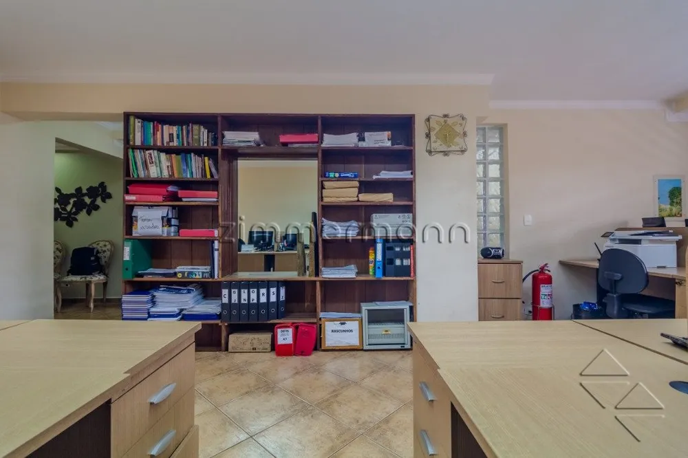 Casa, 4 quartos, 238 m² - Foto 2