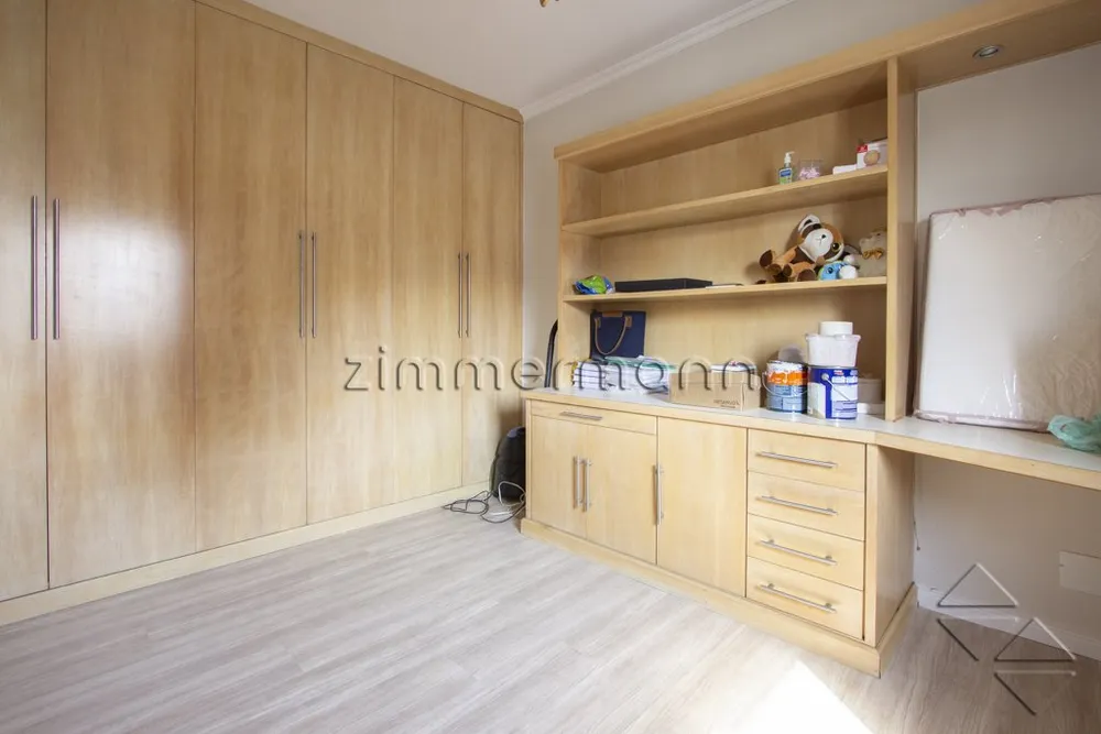 Apartamento, 3 quartos, 220 m² - Foto 2