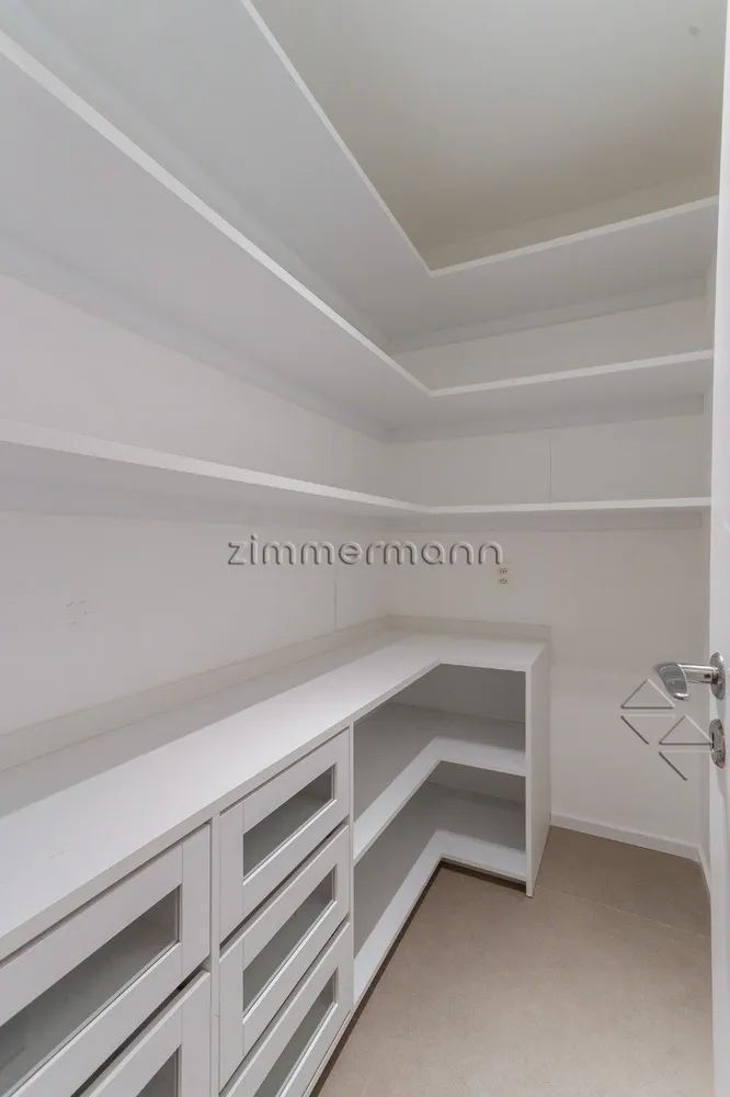 Apartamento, 3 quartos, 200 m² - Foto 2