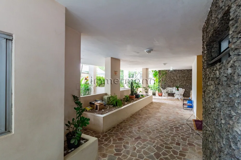 Loteamento e Condomínio, 317 m² - Foto 1