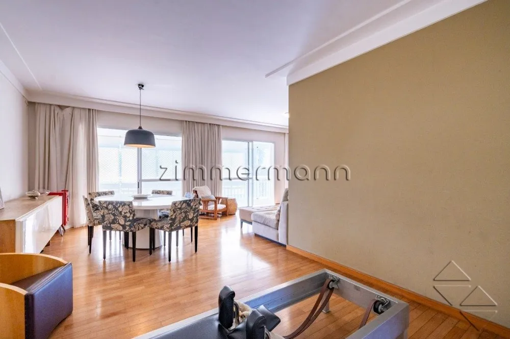 Apartamento, 3 quartos, 143 m² - Foto 2