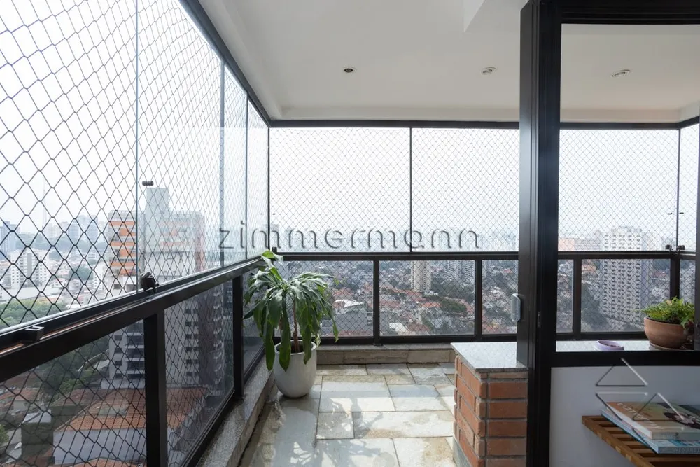 Apartamento, 4 quartos, 240 m² - Foto 1