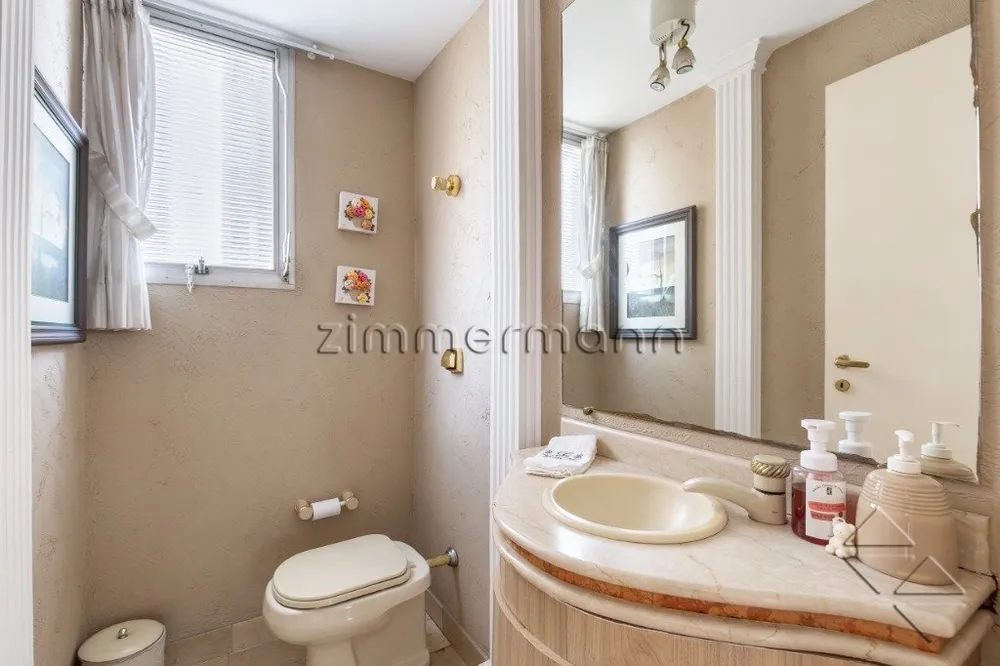 Apartamento, 3 quartos, 250 m² - Foto 1