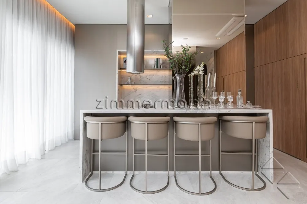 Apartamento, 4 quartos, 162 m² - Foto 1