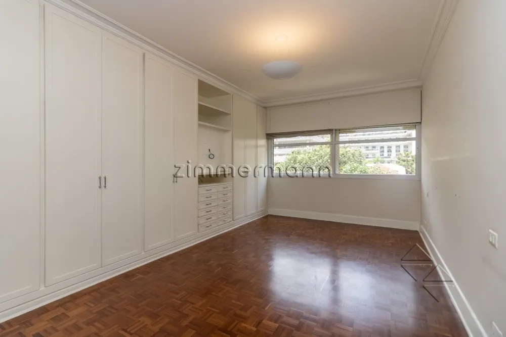 Apartamento, 3 quartos, 213 m² - Foto 1