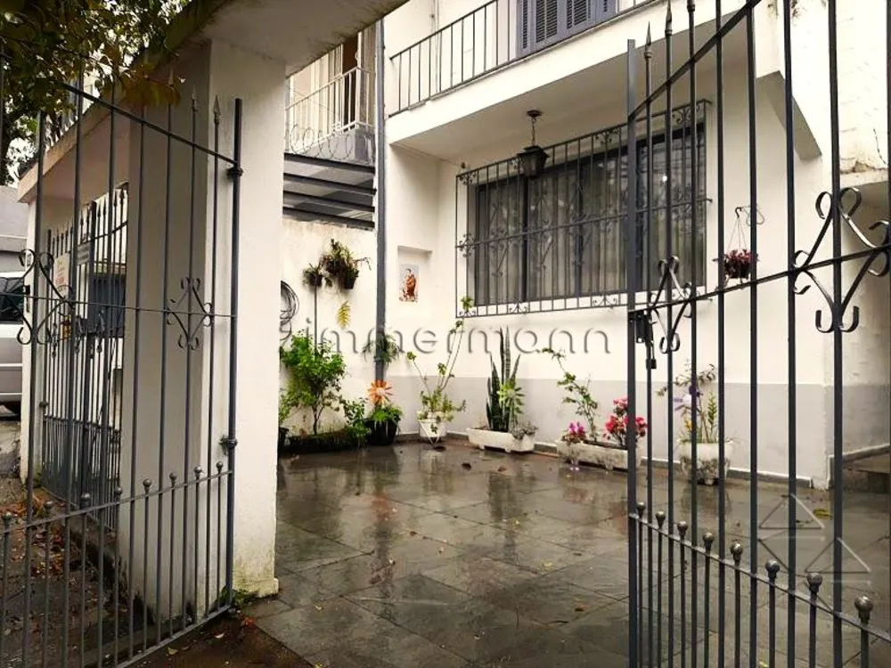 Casa, 4 quartos, 230 m² - Foto 1