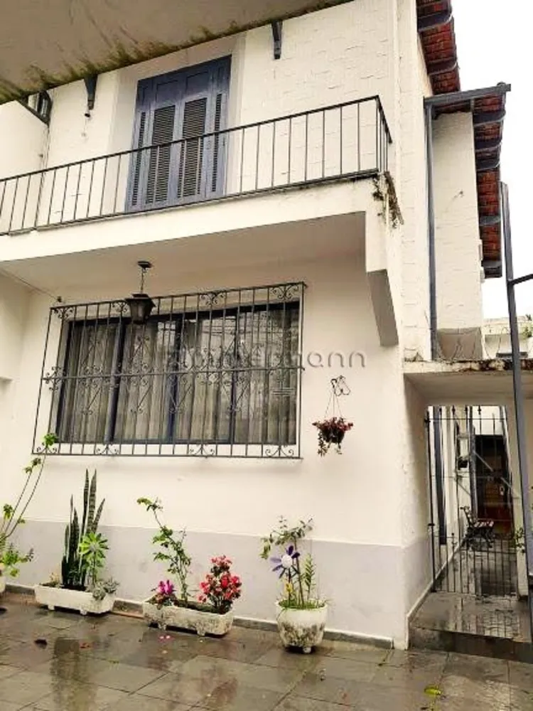 Casa, 4 quartos, 230 m² - Foto 2