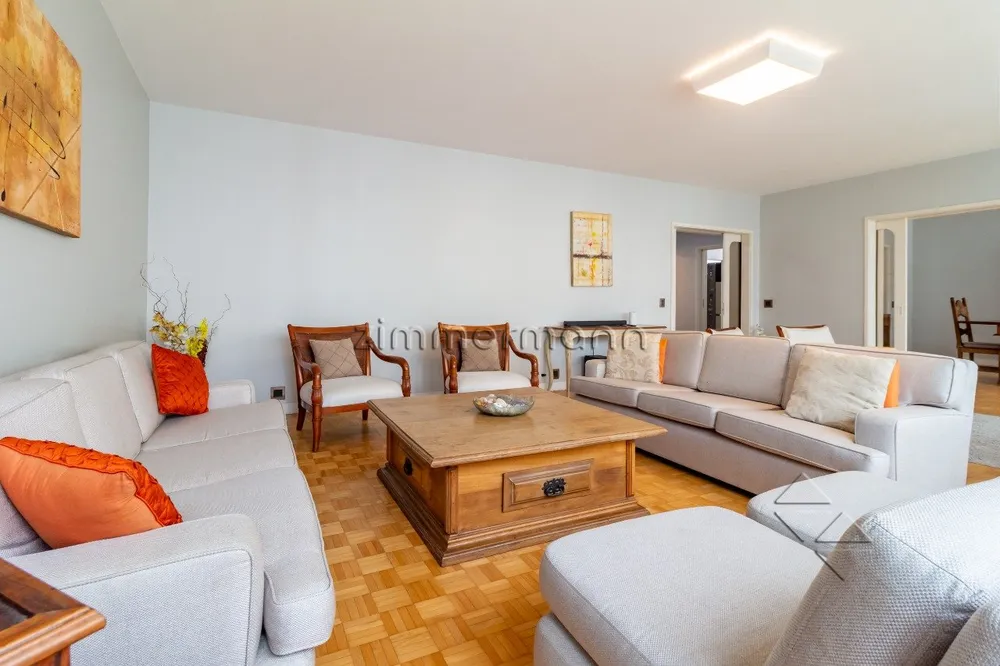 Apartamento, 3 quartos, 220 m² - Foto 1