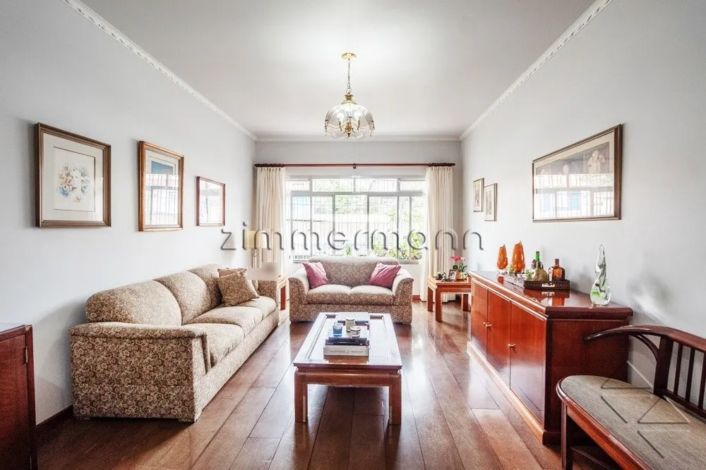 Casa, 4 quartos, 219 m² - Foto 1