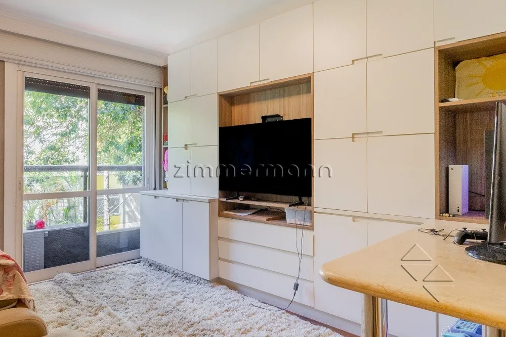 Apartamento, 3 quartos, 240 m² - Foto 1