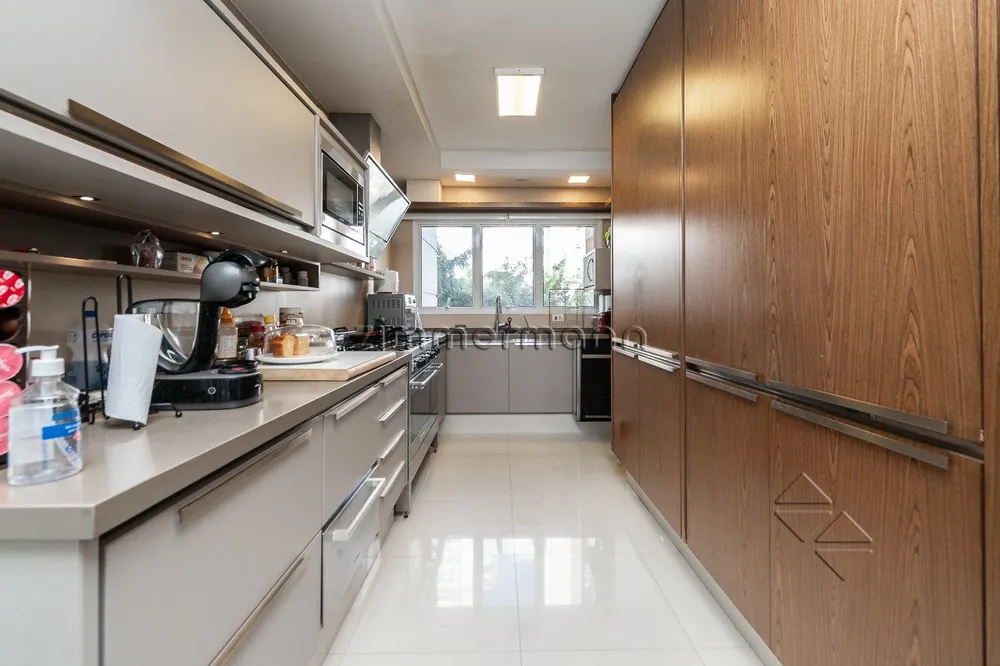 Apartamento, 4 quartos, 266 m² - Foto 1