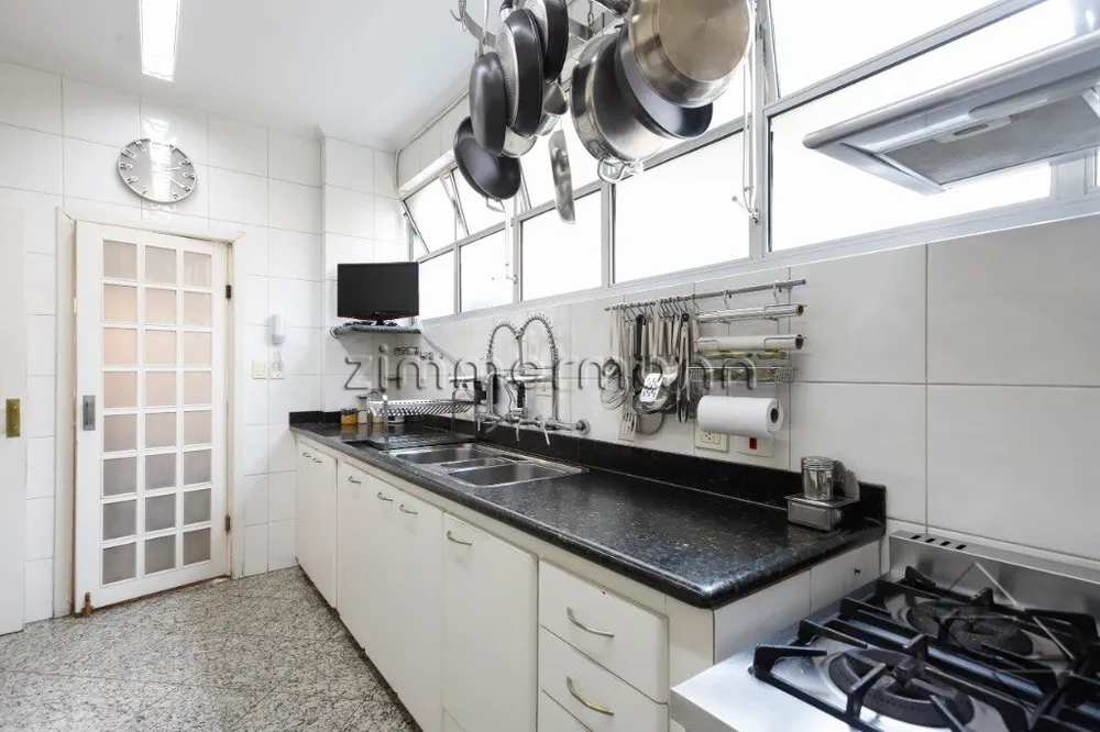 Apartamento, 3 quartos, 198 m² - Foto 1