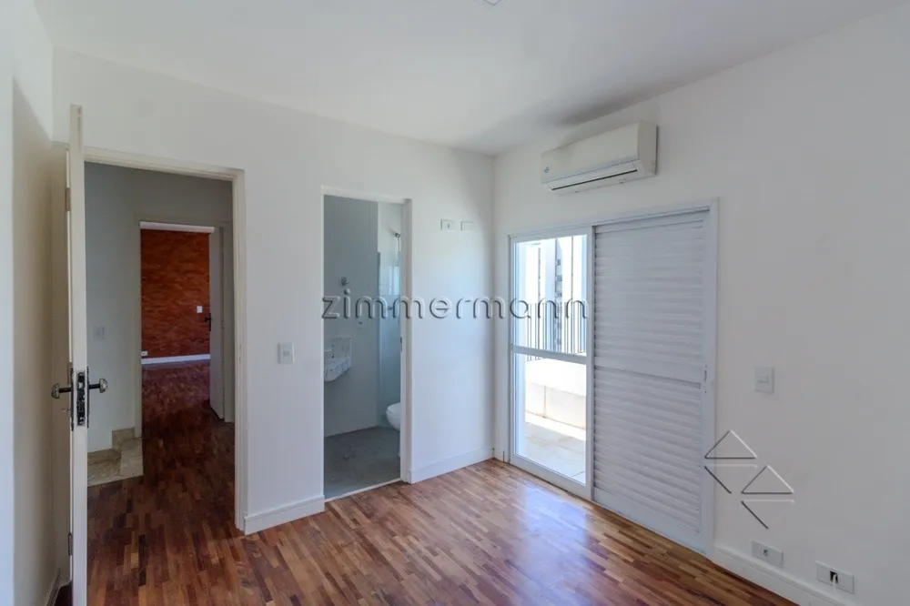 Cobertura, 3 quartos, 240 m² - Foto 2