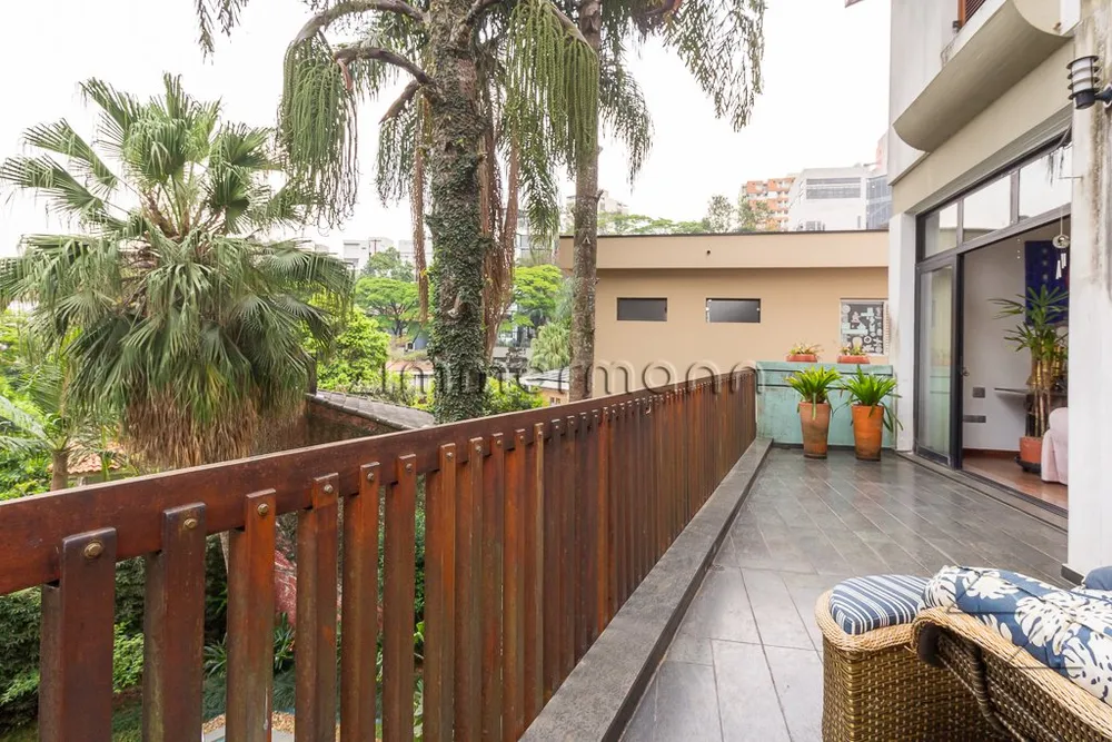 Casa, 4 quartos, 309 m² - Foto 2