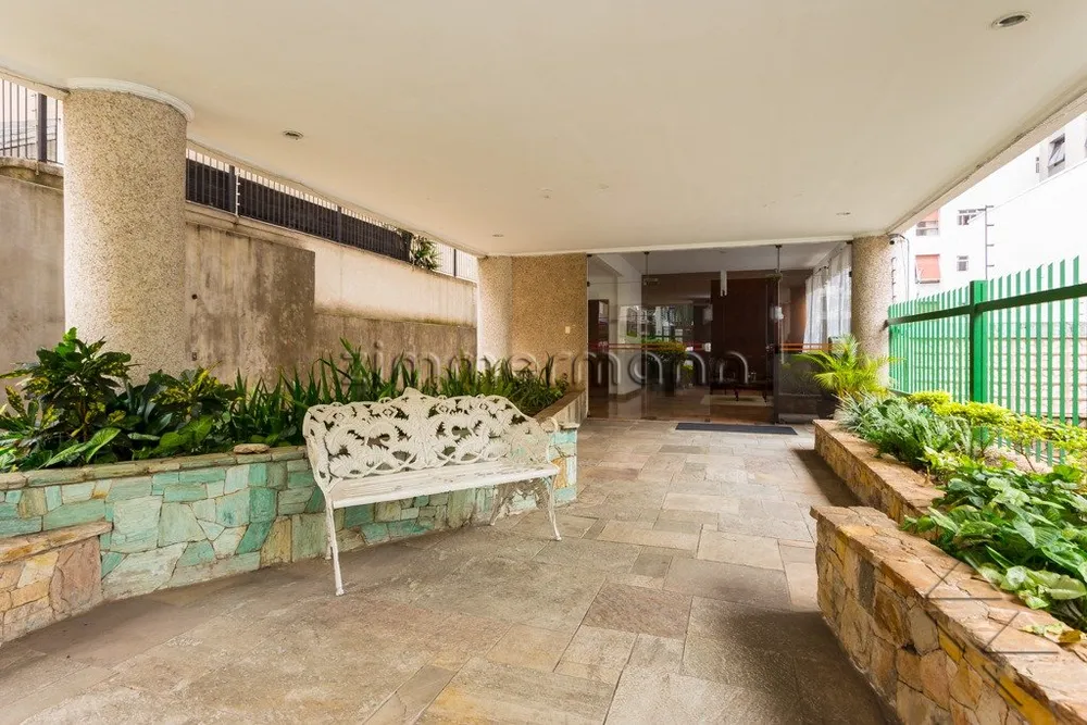 Apartamento, 3 quartos, 141 m² - Foto 2