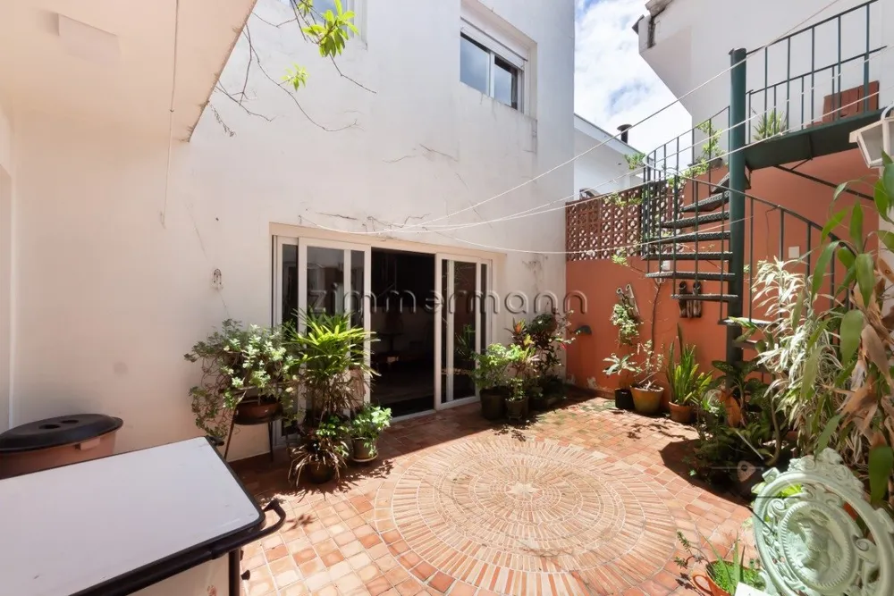 Casa, 4 quartos, 247 m² - Foto 2