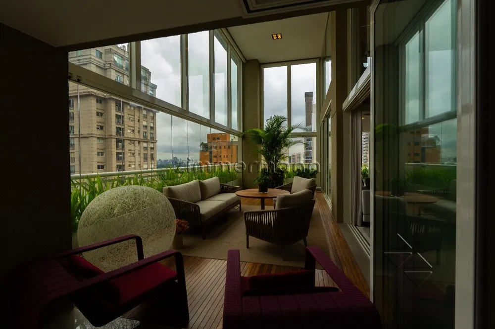 Apartamento, 3 quartos, 365 m² - Foto 2