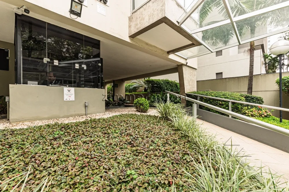 Apartamento, 3 quartos, 100 m² - Foto 2