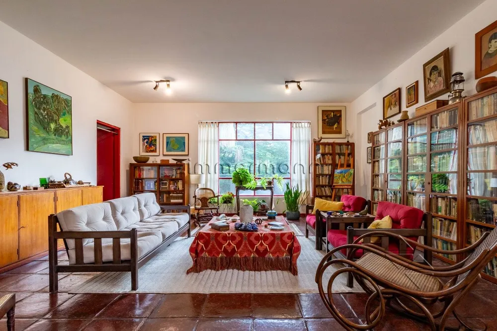 Casa, 8 quartos, 694 m² - Foto 1