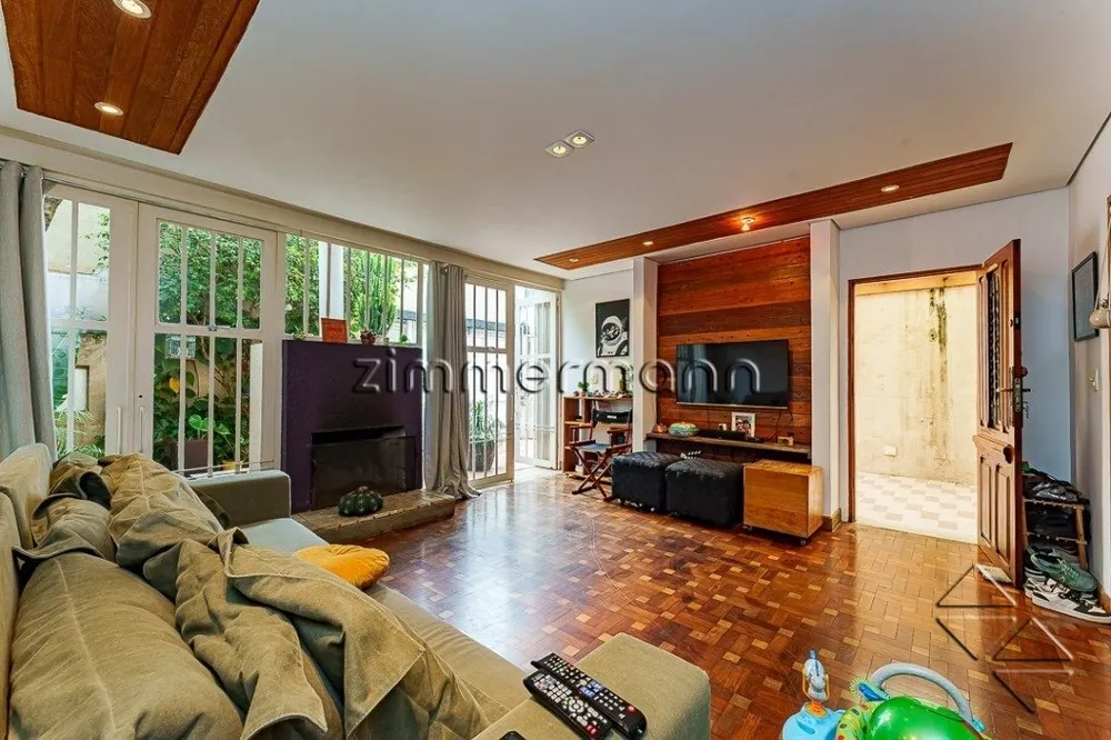 Casa, 3 quartos, 230 m² - Foto 1
