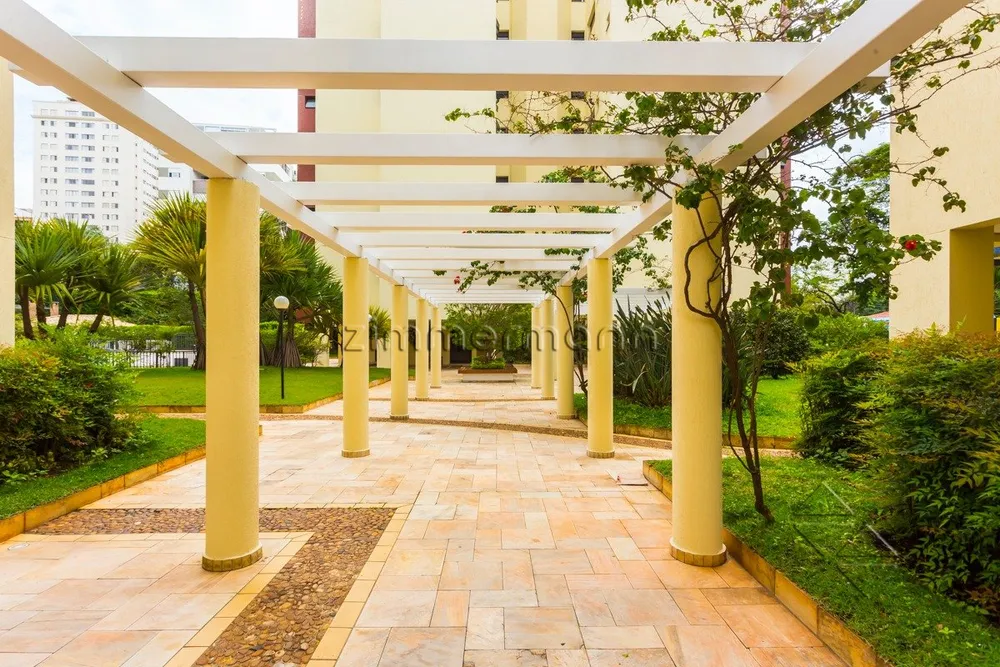Cobertura, 3 quartos, 227 m² - Foto 10