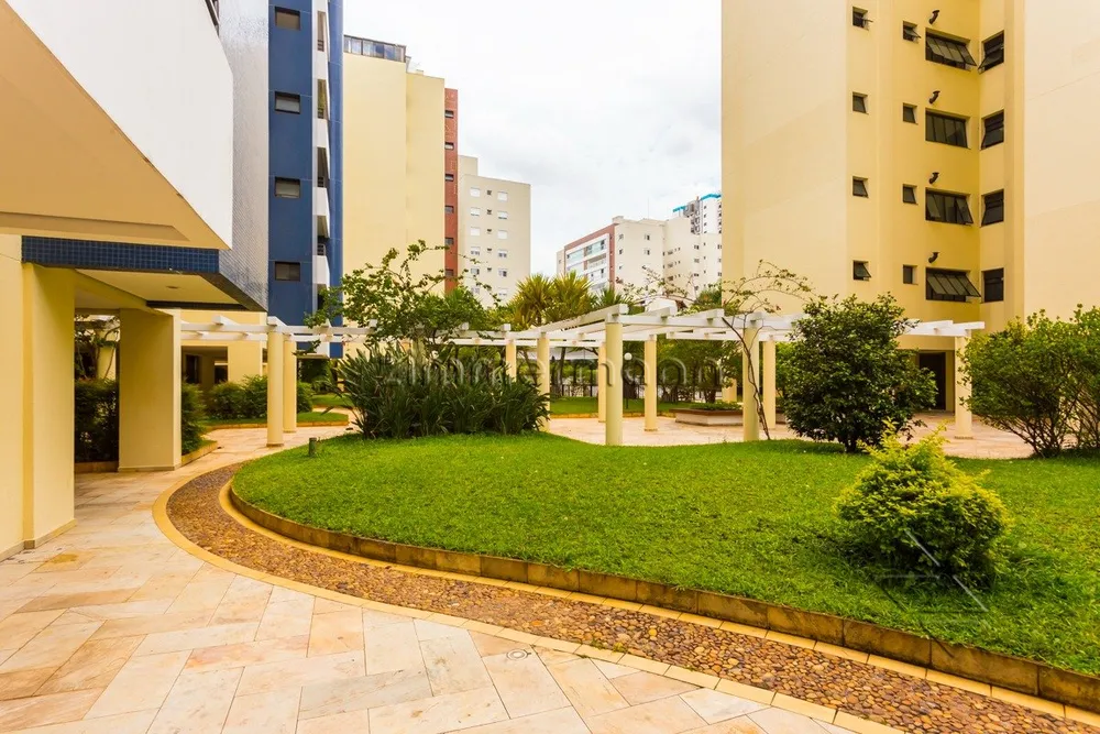 Cobertura, 3 quartos, 227 m² - Foto 1