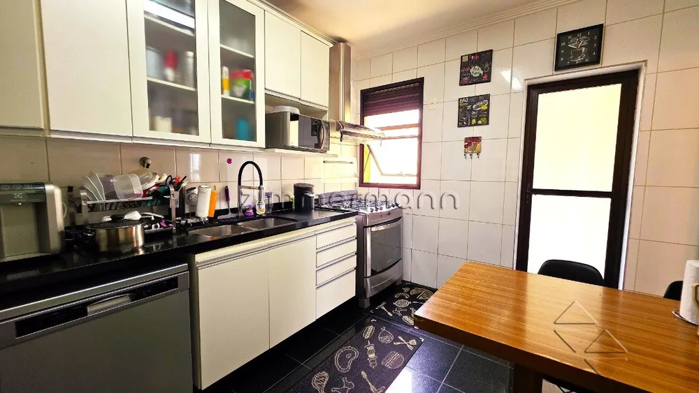 Cobertura, 3 quartos, 227 m² - Foto 4