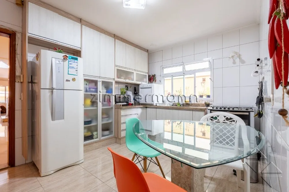 Casa, 4 quartos, 229 m² - Foto 1