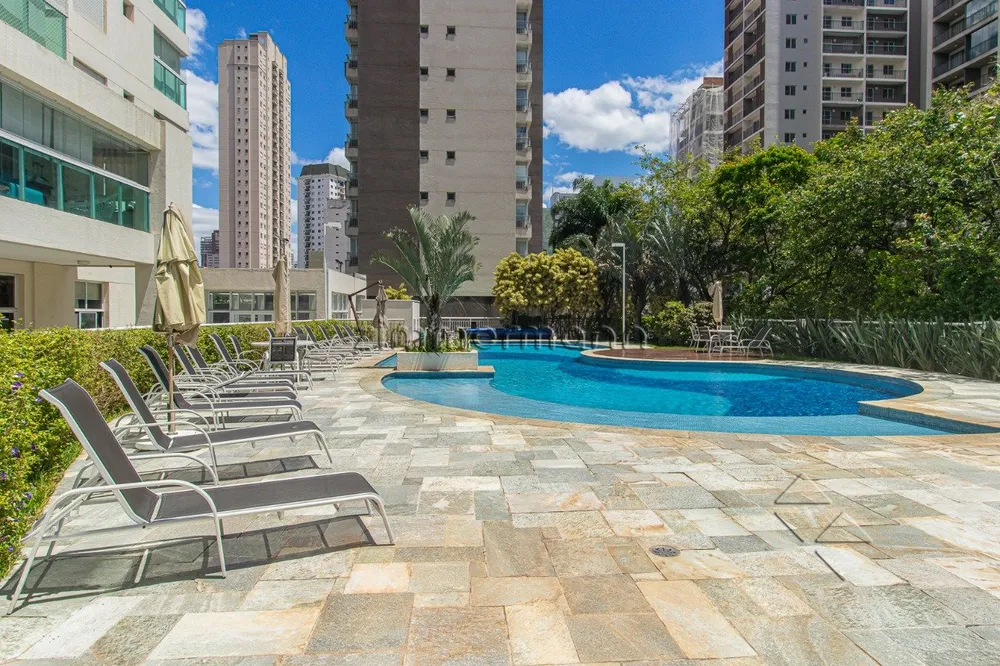 Apartamento, 3 quartos, 220 m² - Foto 2