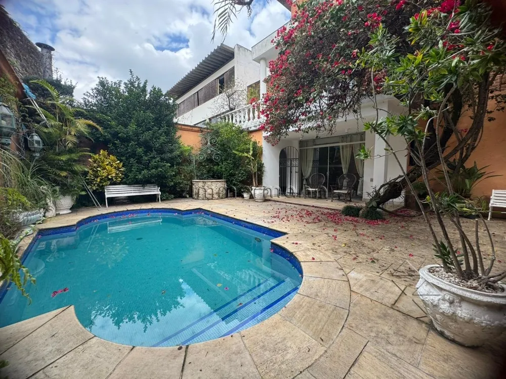 Casa, 3 quartos, 380 m² - Foto 1
